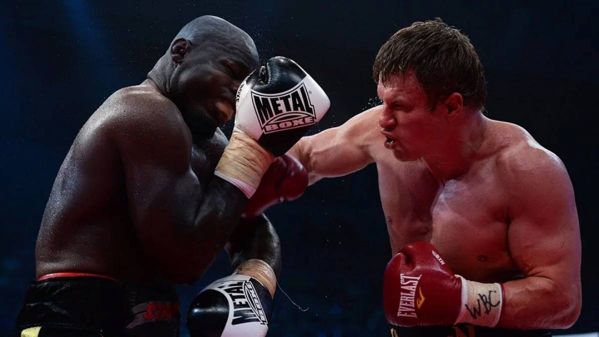 Поветкин нокаутирует Уайта. фото: twitter.com