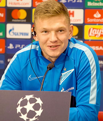 Шатов должен перейти в "Рубин". фото: fc-zenit.ru