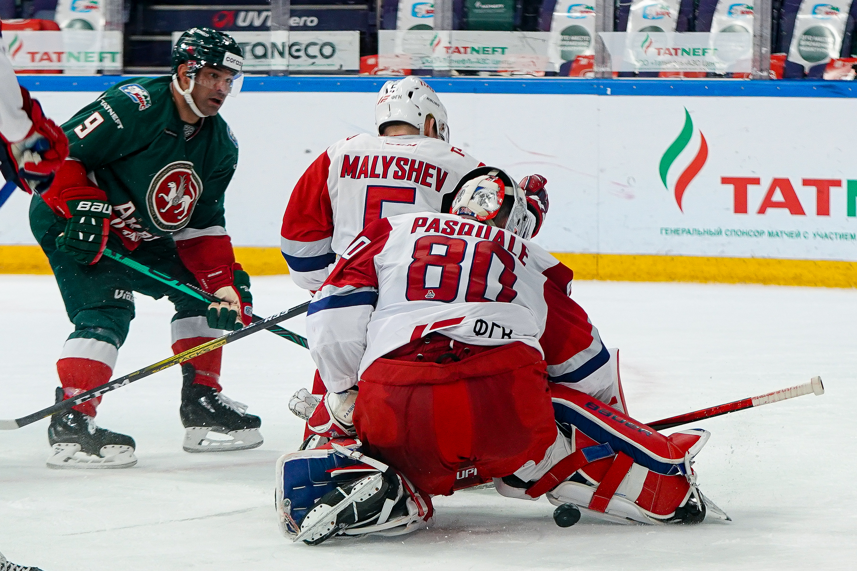 Доус в атаке. фото: ak-bars.ru