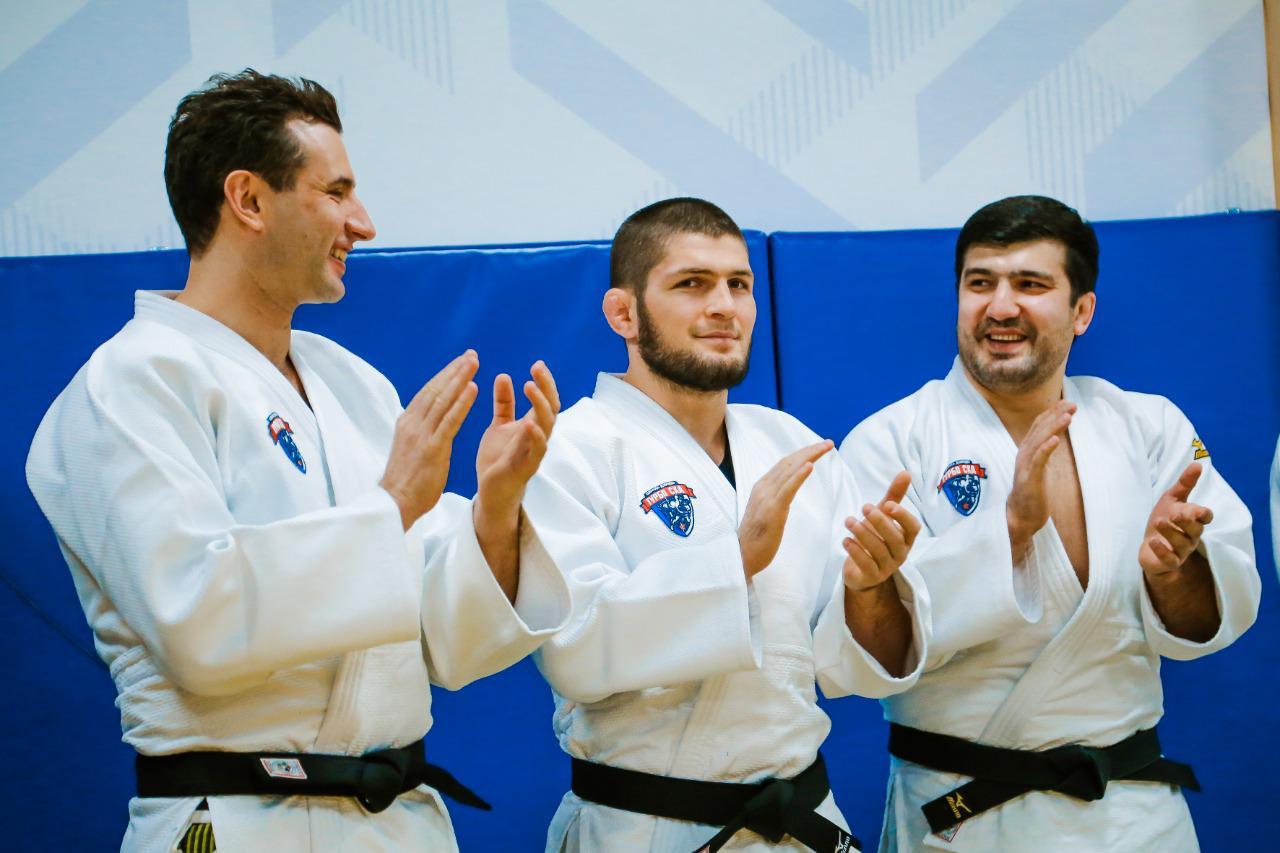 Тагир Хайбулаев и Хабиб Нурмагомедов. фото: предоставлено собеседником